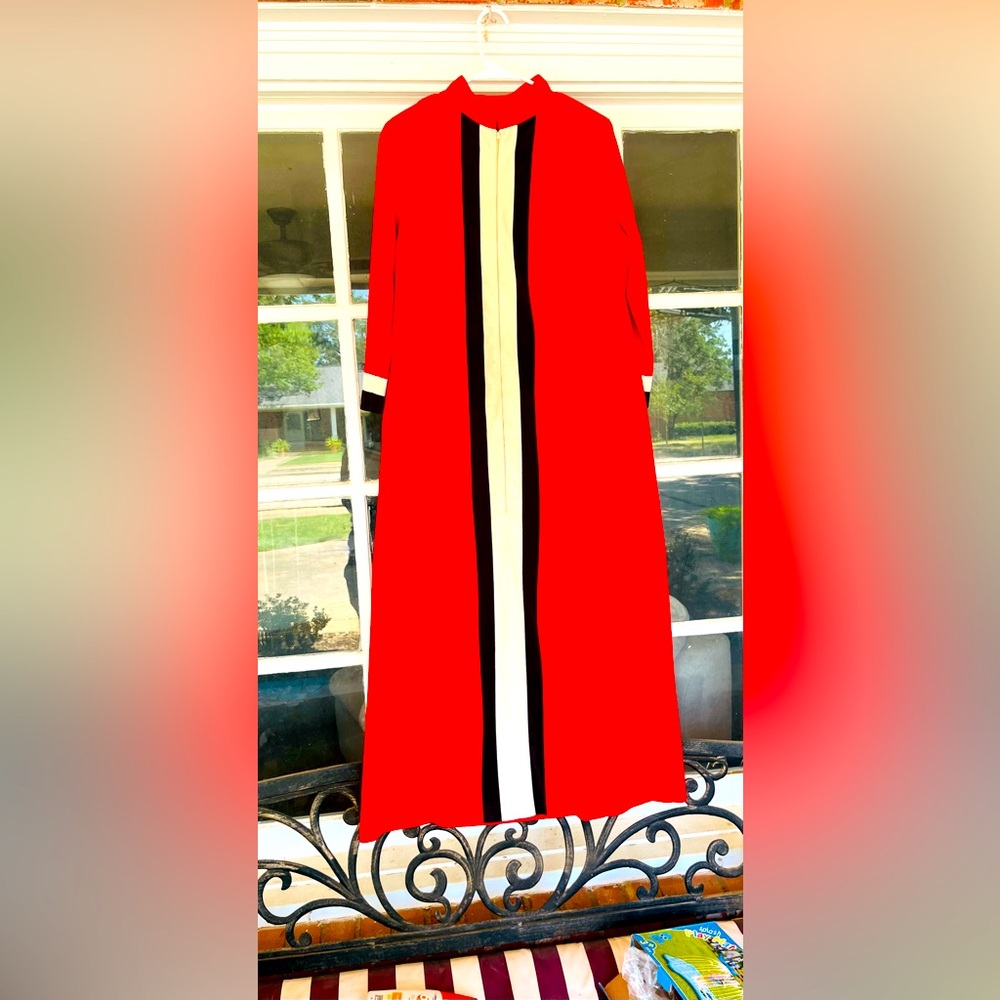 VANITY FAIR Robe Vintage 1970s Red Striped Velour
A-Line Loungewear sz 14